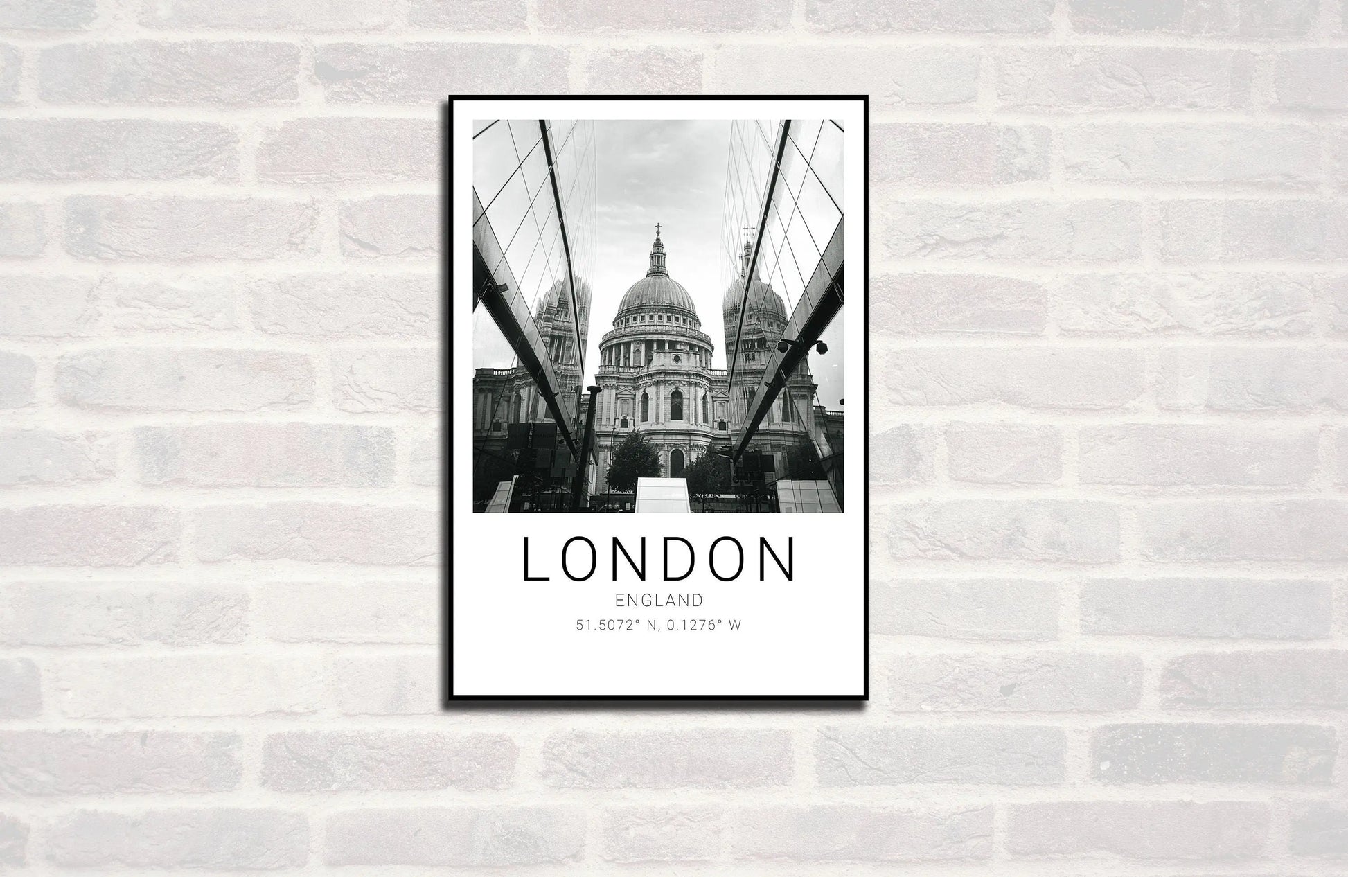 London Premium Travel Prints View of London - Wall hangings home decor Art - Black and white - A4 A3 A2 - Festival Merch