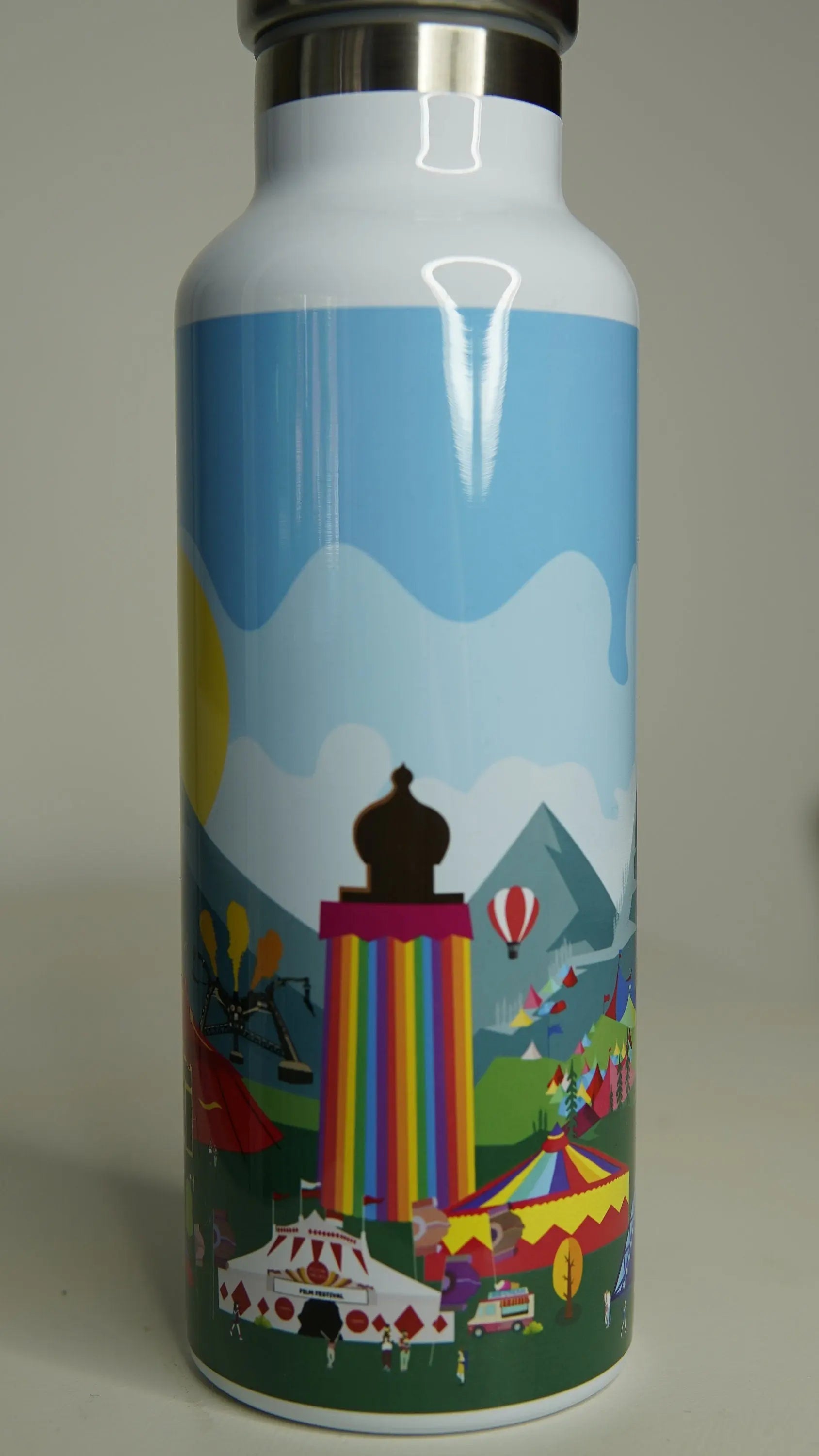 Glastonbury Festival Inspired Water Bottle (Unofficial) - Day time Pyramid Stage Glasto - Premium Quality music festival - Festival Merch